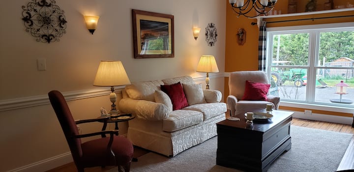 Cozy Suite W/private Bath & Keyed Door - Culpeper, VA
