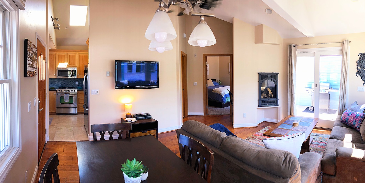Top Airbnb: Otter Loft I: End Unit, Parking Garage, Patio in Avila Beach