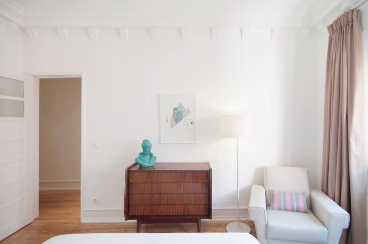 Flattered to be in Lisboa, 4 Bedroom Apartment gallery image 4