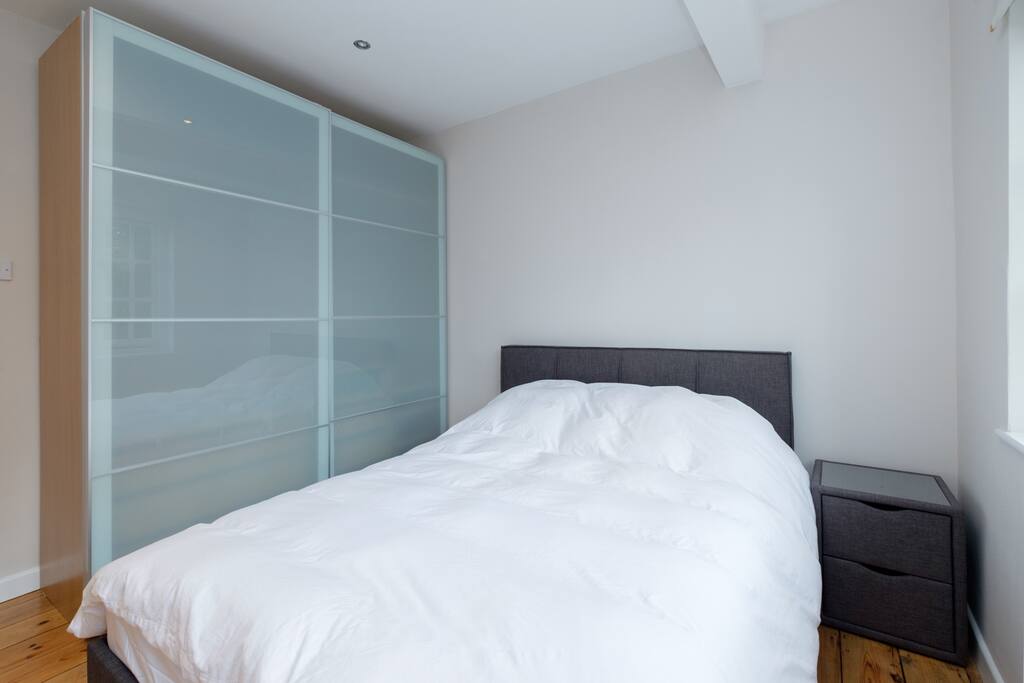 Bedroom 2: Garden views and a king size bed