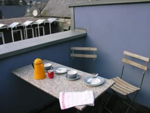 The Blue House, Enkirch