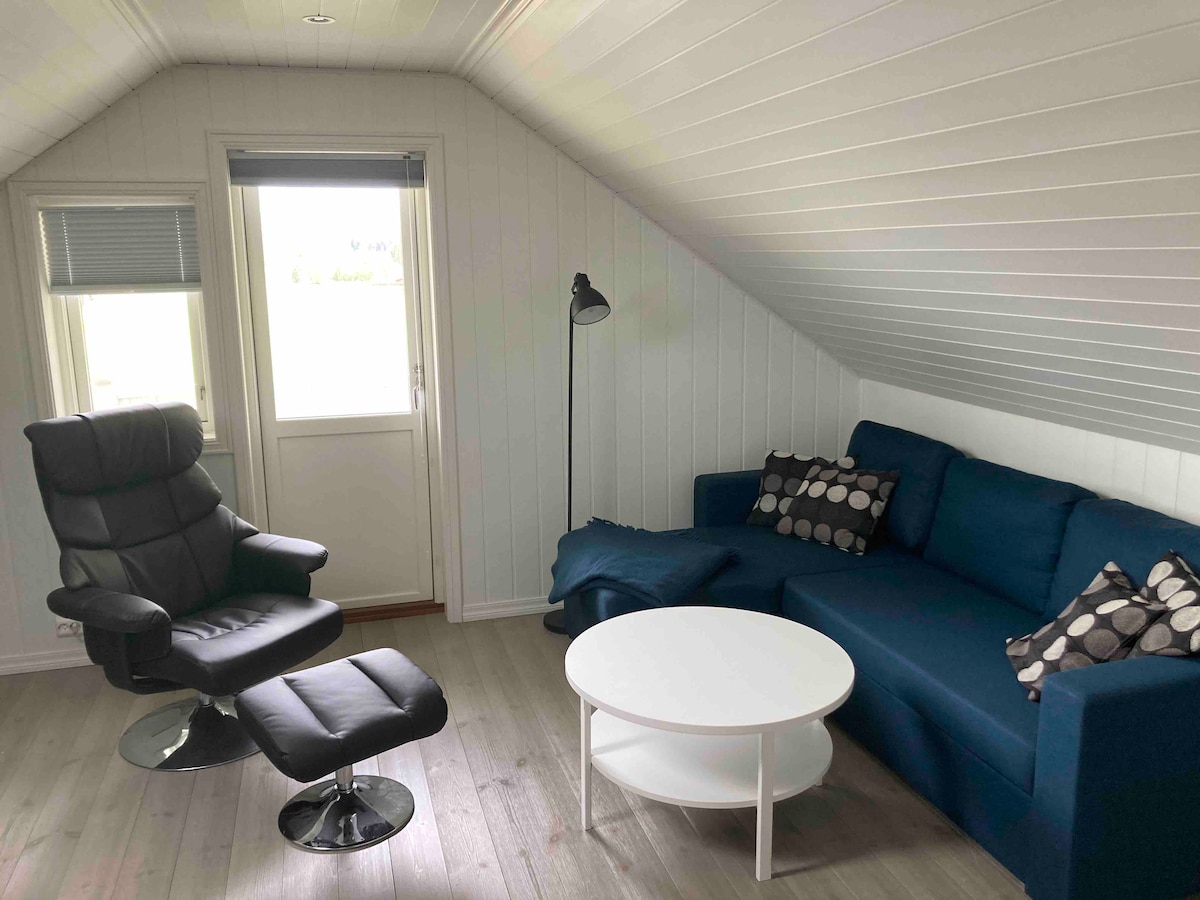 Dhoma e gjumit 4 me divan krevat dopio me dalje.