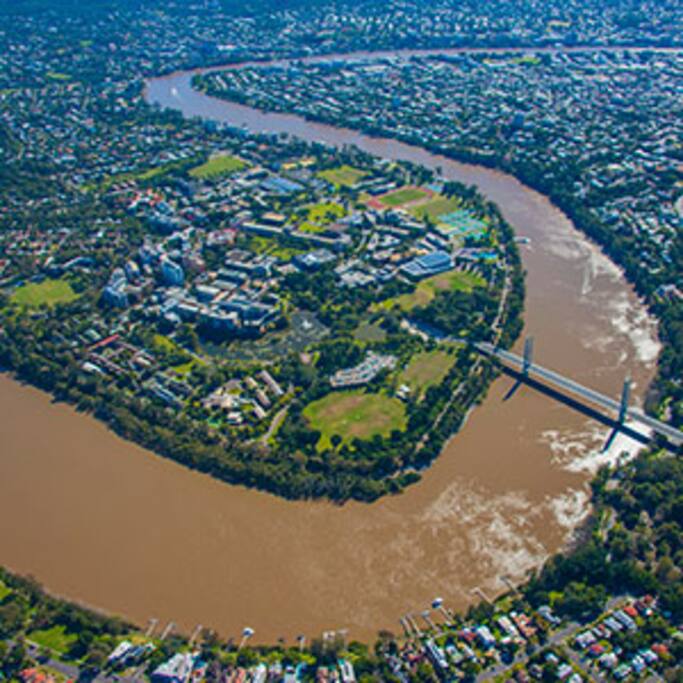 Accommodation within walking distance to University of Queensland