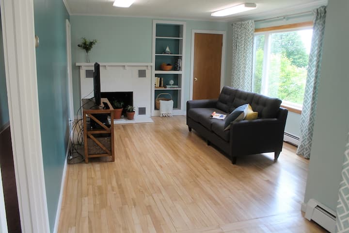 Bright and relaxing, private and accessible