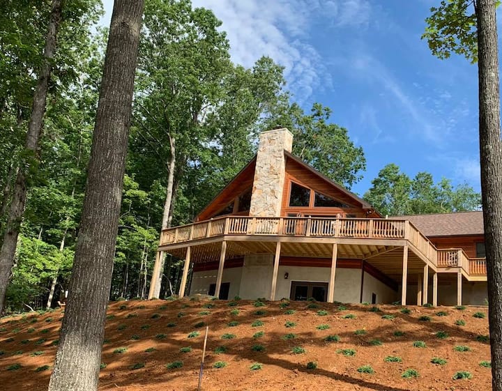 Serenity Cabin, A Place That Fits the Name Cabins for Rent in Galax