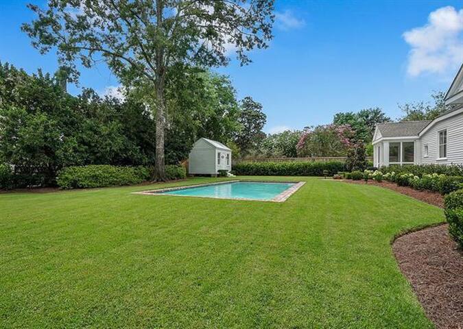 Victorian meets Minimalist