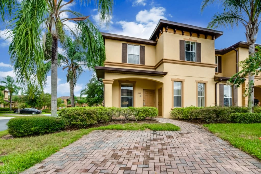 744LaMirageSt,RegalPalms-1