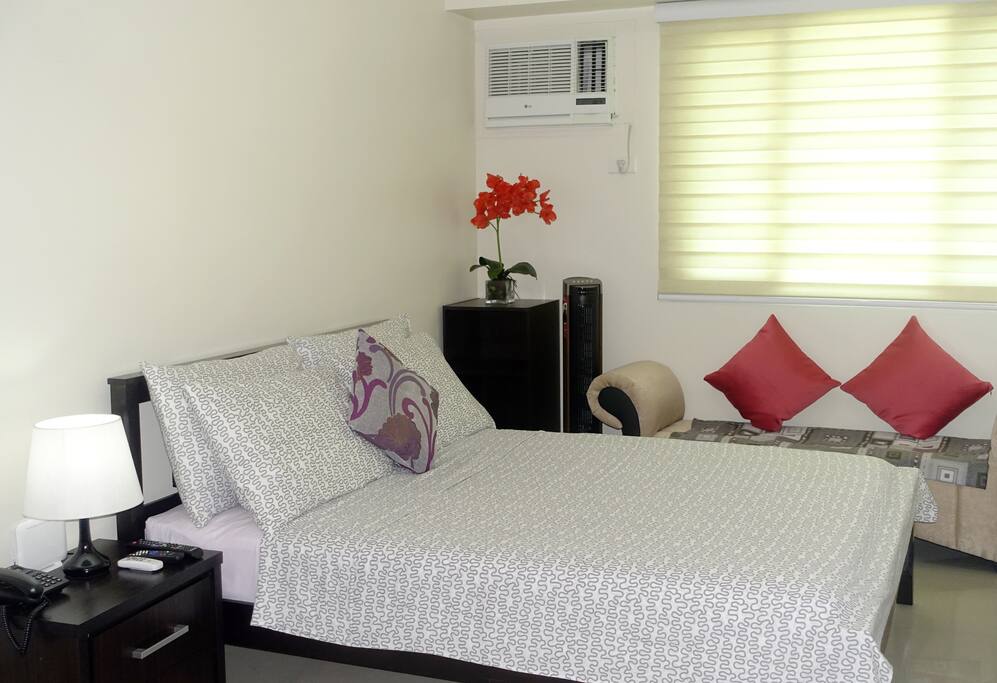 queen size bed