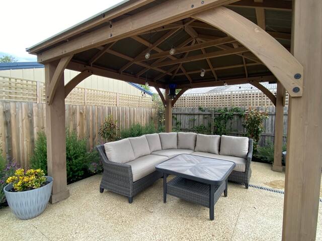 Fabulous family holiday home 300m from the beach gallery image 4