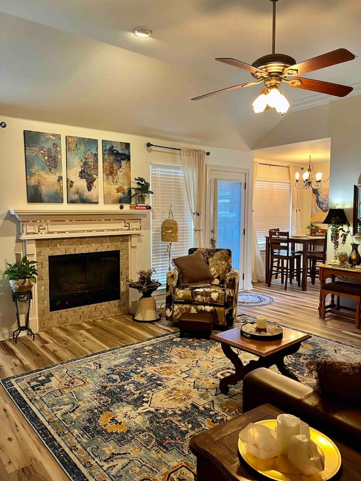 Cozy Rm/private Bath - Springdale, AR