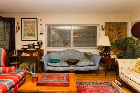 Very Large Room in Elegant Home