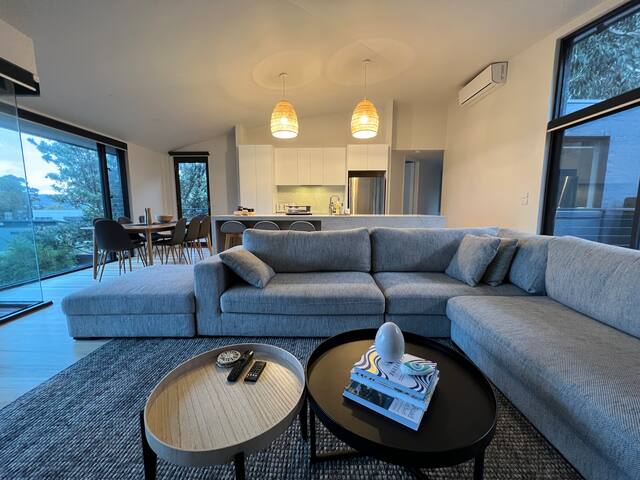 Blu Mati Coastal Retreat – sea views gallery image 3