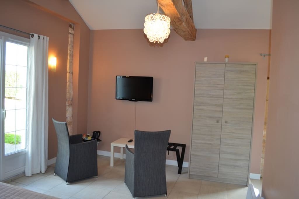 Suite Pomerol côté salon
