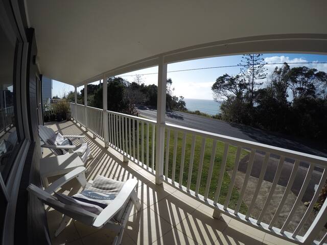 Sunrises over Shelly Beach gallery image 5