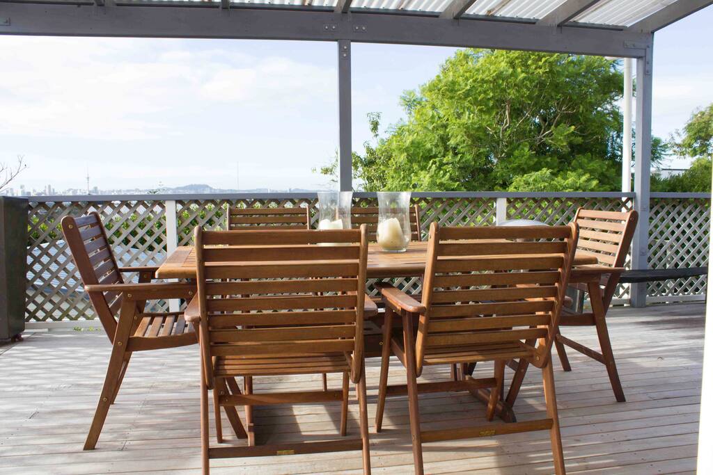 Outdoor Balcony looking over Auckland City