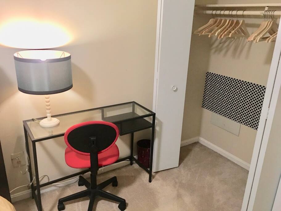 Writing desk or work station, great for business travelers
