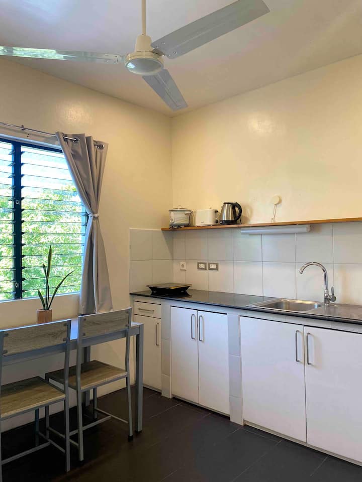 Lrs Apartment W/ Pool (3 Persons) - Moalboal