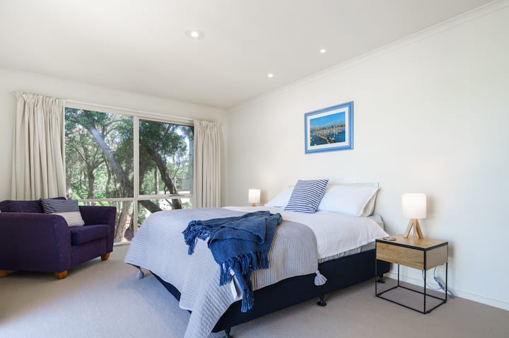 Основна спалня - двойно легло