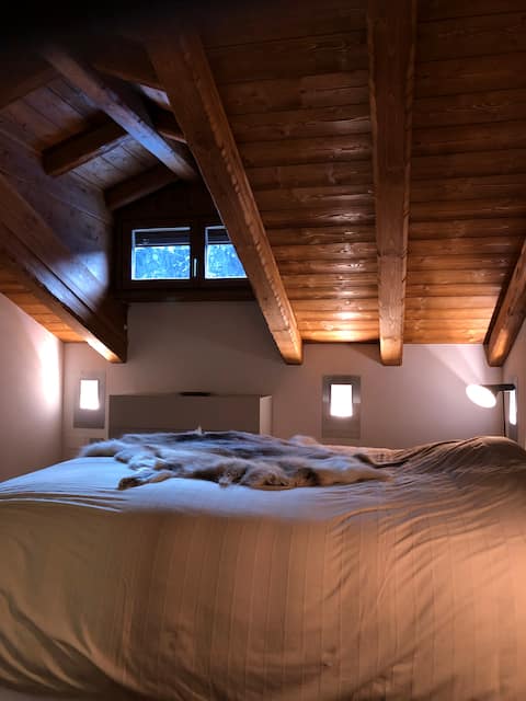 Modern-newly built chalet located on the slopes