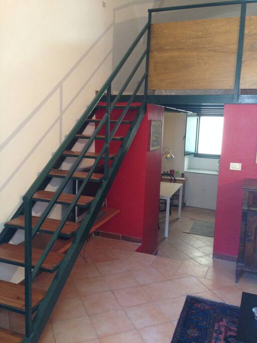 scala accesso camera da letto