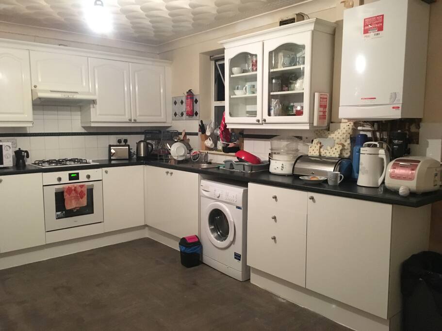 fully fitted family kitchen