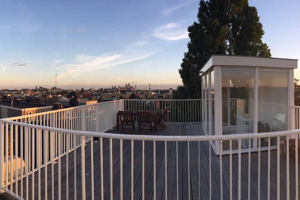 Private Roof Terrace with Panoramic Views of Amsterdam