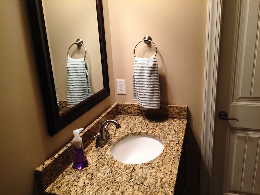 Bathroom sink