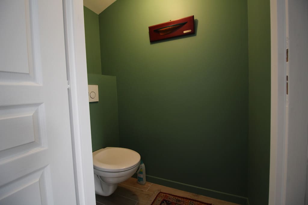 TOILETTES
