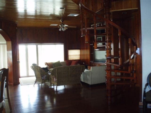 stair gate homebase