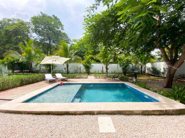 Villa Maj- green grape casita with shared pool