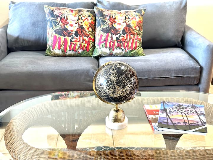 أريكة (سرير قابل للسحب)