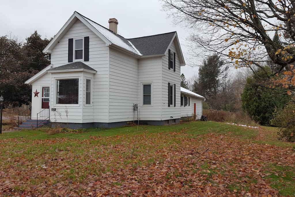 Exterior view from Old Rockland Road.