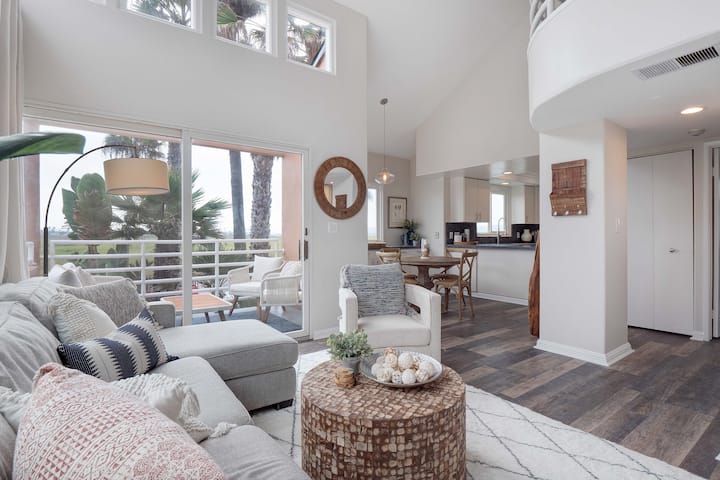 Breathtaking Beachfront Unit With Epic Views - Imperial Beach, CA