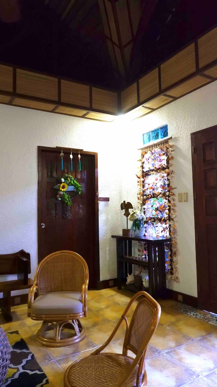 Master Suite In Beachfront Resort - Binmaley