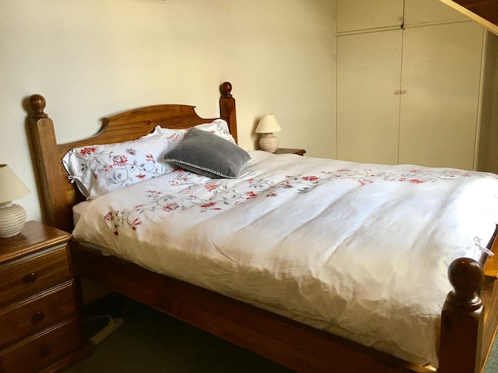 Გაატარეთ შესანიშნავი ძილი მთავარ საძინებელში