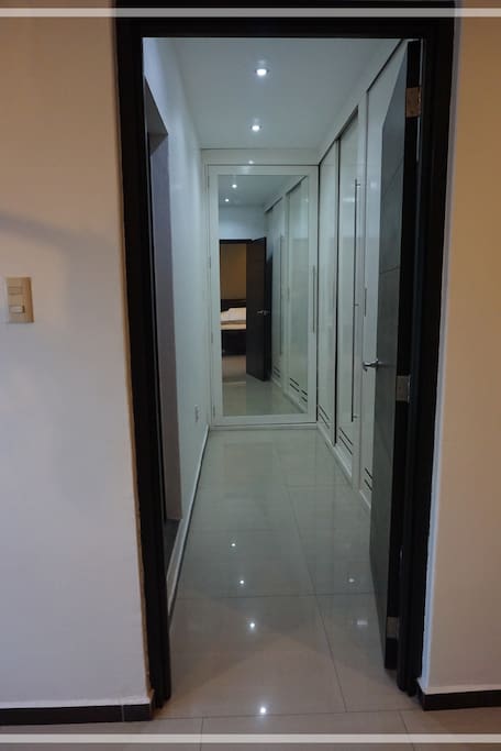 Vestidor de recamara principal.