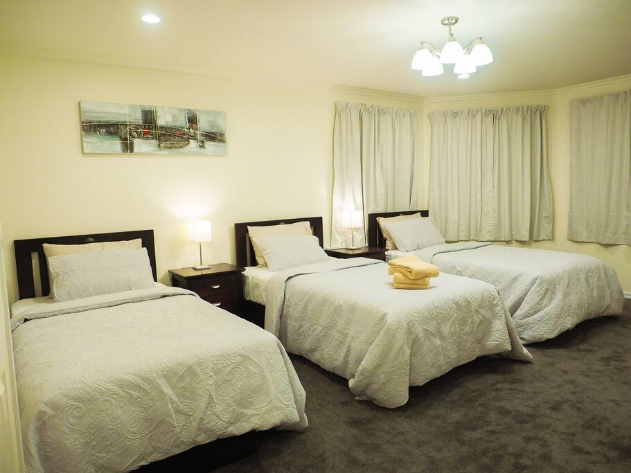 Room 2 (cont)