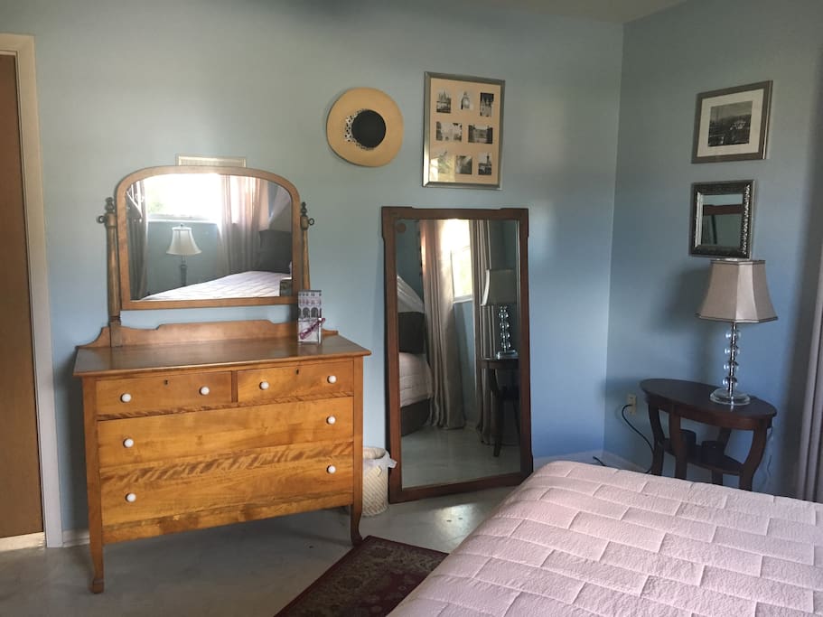 The Paris Room