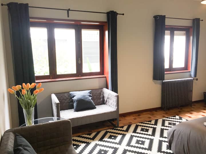 Ac House 3 | Spacious Room W/ Bunk Bed - Oporto