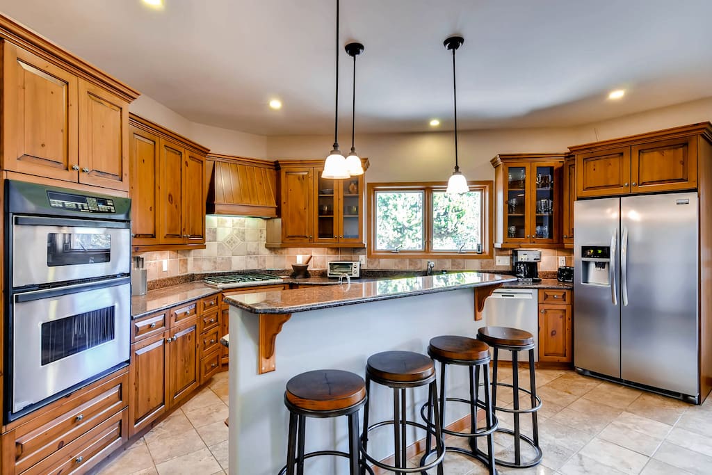 Kitchen with Island Seating