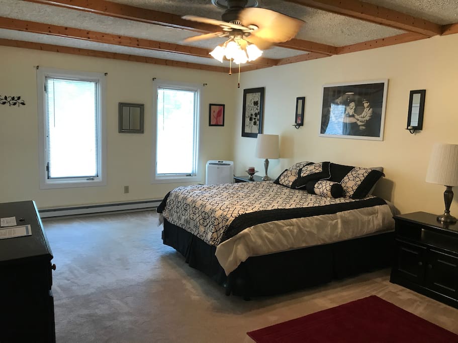 Comfortable queen size bed