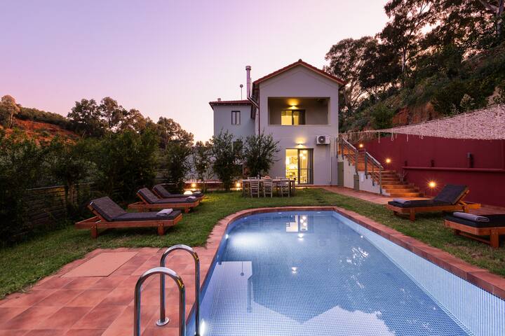 Physis Villas Private Pools & Organic Garden gallery image 2