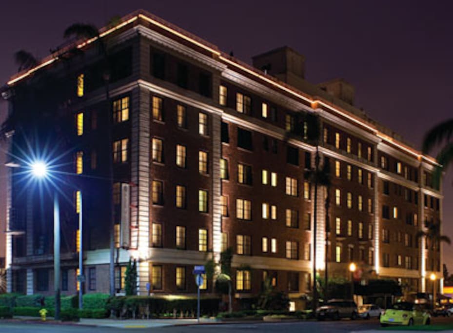 World Mark - Inn at the Park Exterior
