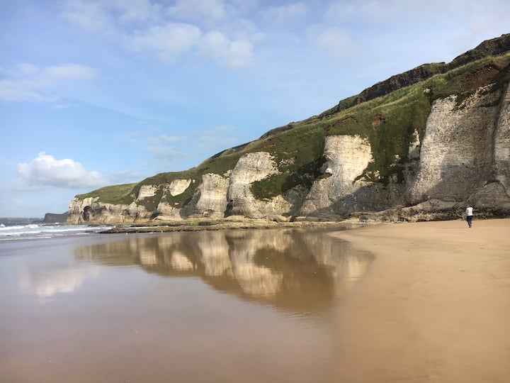Portrush Whiterocks Beach Furnished Monthly Rentals and Extended Stays