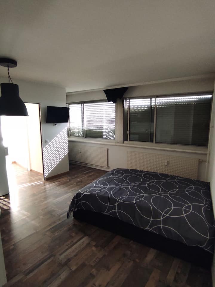 (275c). Rent studio all comfort on the 27th floor. Condominiums for