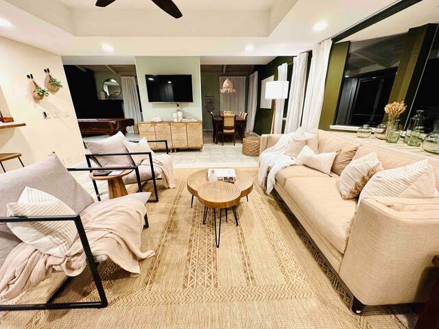 Holualoa Hideaway 15+ guests with guest cottage gallery image 5