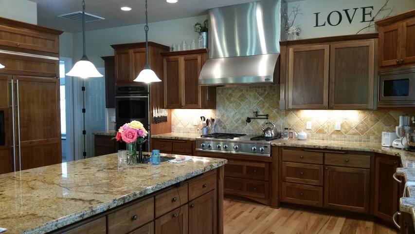 Large country home on 5 acres