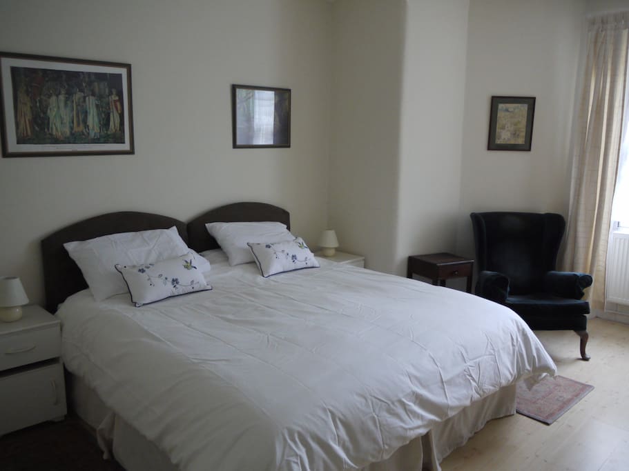 Bedroom with King Sized double bed