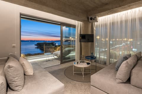 Porfyra B2 Master Suite