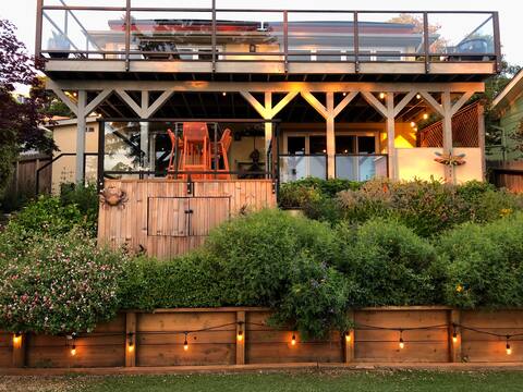 "Bay View Hilltop Retreat, Indoor/Outdoor Living""